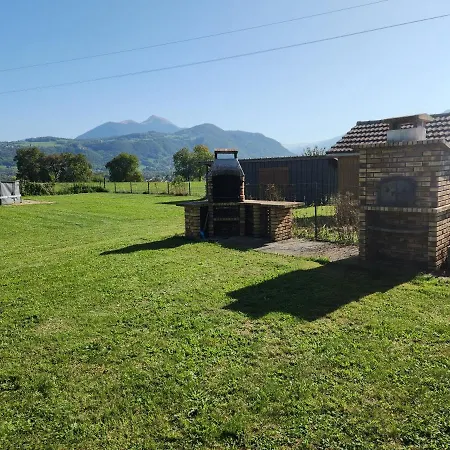 Porte Bonheur Villa